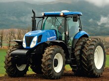Traktor “New Holland T7060"