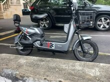 Elektrikli moped 