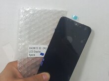 "Xiaomi Mi 15" ekranı