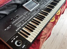 Sintezator "Korg pa3xle"