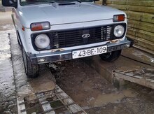LADA (VAZ) Niva, 1988 il
