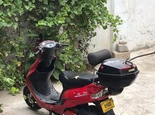 Moped "Moon", 2022 il
