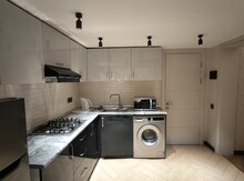 3-otaqlı mənzil kirayə verilir, Əlövsət Quliyev küç.133, 86 m²