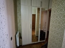 Шкаф