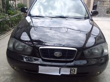 Hyundai Elantra, 2001 il