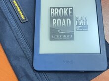 Kindle elektron kitab oxuyucu