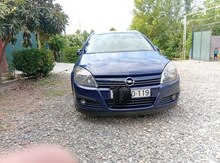 Opel Astra, 2005 год