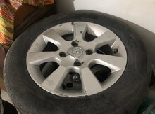 "Nissan Tiida" diskləri R15