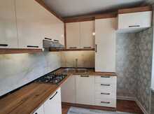 3-otaqlı mənzil, 1-ci mkr., 74 m²