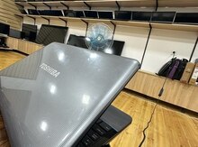 Noutbuk "Toshiba"