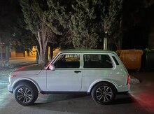 LADA (VAZ) Niva, 2010 il