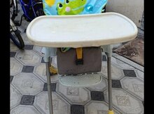 Qidalanma üçün uşaq oturacağı