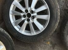 "Toyota Corolla 2010" təkəri