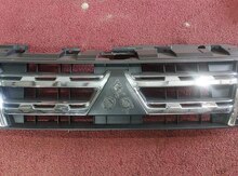 "Mitsubishi Pajero" radiator barmaqlığı