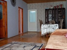 Həyət evi, Polad Həşimov küç. 11a