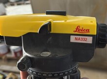 Nivelir "Leica NA332"