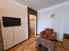 2-otaqlı mənzil kirayə verilir, Cavanşir küç., 60 m²