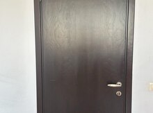 Qapı