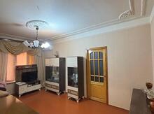 5-otaqlı mənzil, Abbas Şərifzadə küç., 120 m²