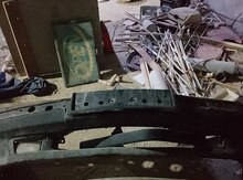 "BMW" ön buferi