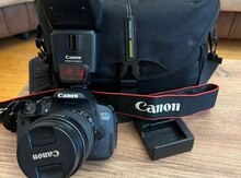 Fotoaparat "Canon 700D"