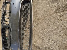 "BMW F30" radiator barmaqlığı
