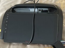 "Pioneer" monitoru