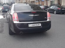 "Chrysler 300C" icarəsi