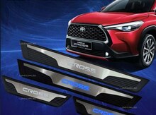 "Toyota Corolla Cross" ayaqaltı