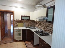 4-otaqlı mənzil, Qaraçuxur qəs., 100 m²