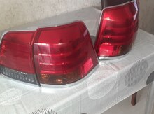 "Toyota Land Cruiser" stop işığı