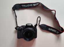 Fotoaparat "Canon 550D"