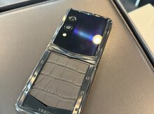 New Vertu Quantum Flip Alligator Black 1TB 2025
