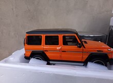 Model "Mercedes G-Class W463 AMG1/18" 