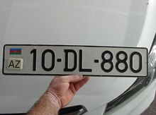 Avtomobil qeydiyyat  nişanı - 10-DL-880
