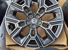 "BMW G30" diskləri R20