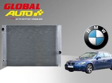 "BMW E60" su radiatoru