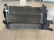 "Chevrolet Cruze" radiatoru