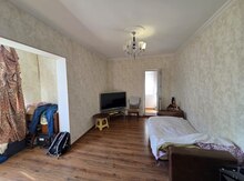 2-otaqlı mənzil, 8 Mkr., 50 m²