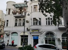 4-otaqlı mənzil kirayə verilir, 28 May m., 140 m²