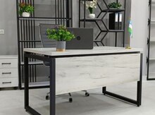Ofis masası