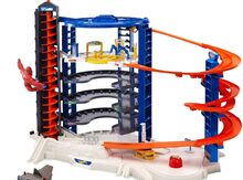 "Hotwheels Super Ultimate " qarajı