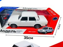 Oyuncaq maşın 