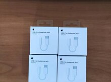 Apple USB-C to headphone jack