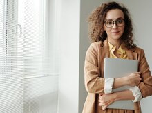Marketinq menecer tələb olunur