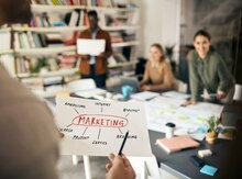 Marketinq mütəxəssisi tələb olunur