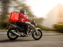 Motokuryer tələb olunur