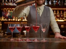 Barmen tələb olunur