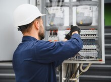 Elektrik tələb olunur