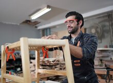 Mebel ustası tələb olunur